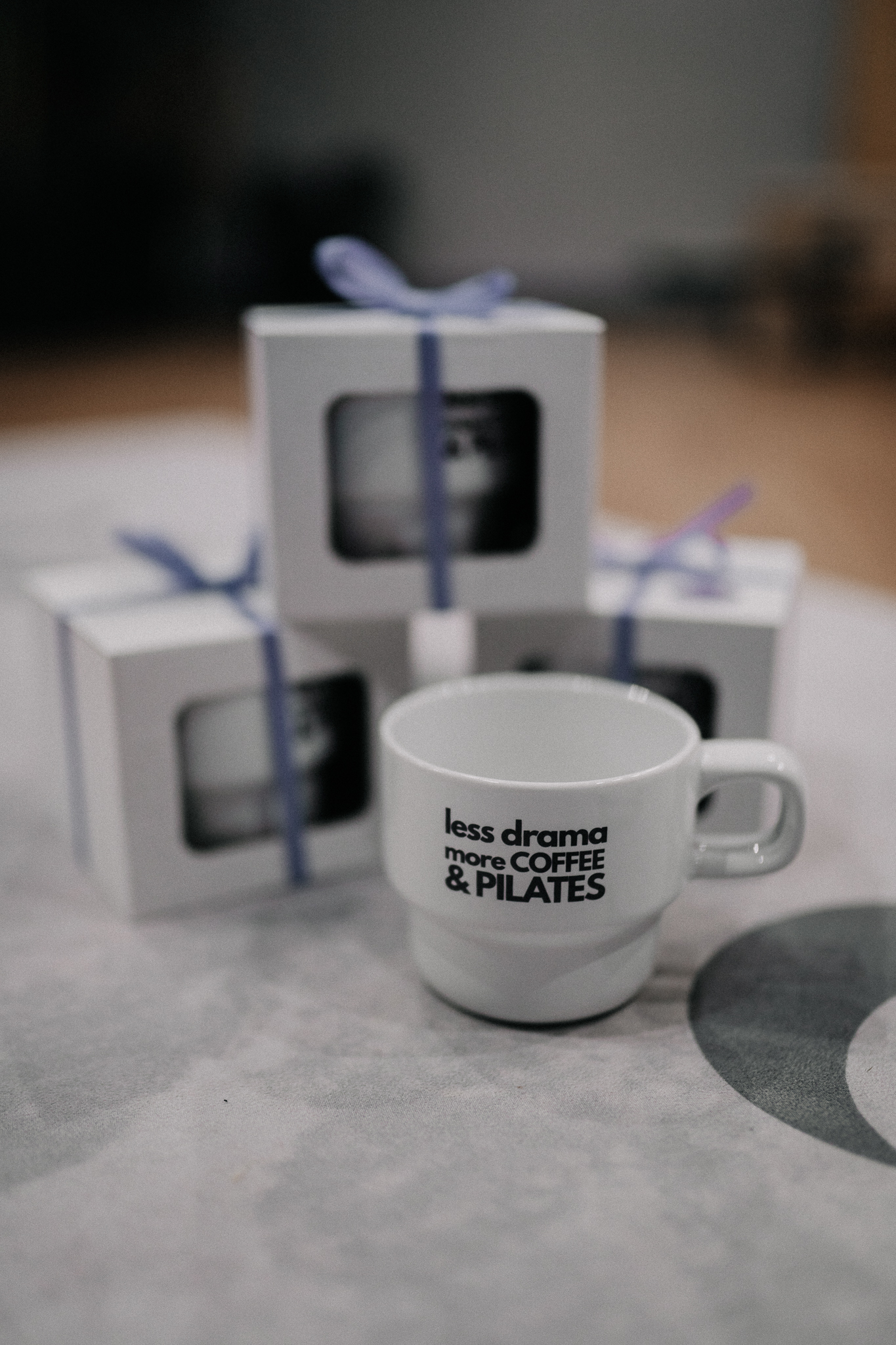 KUBEK „LESS DRAMA, MORE COFFEE AND PILATES”